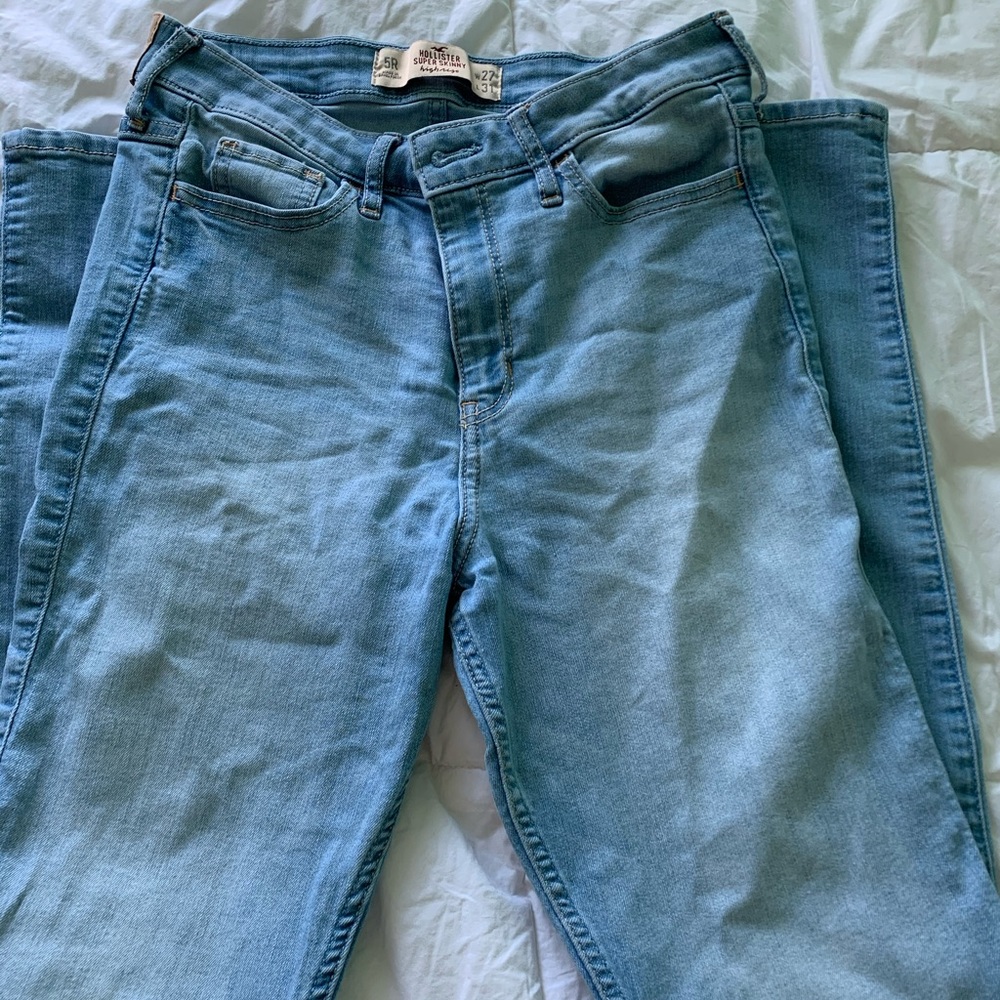 Hollister light wash skinny jeans